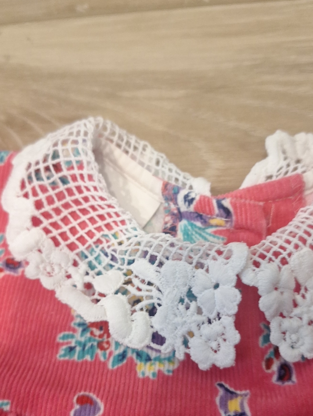 Vintage OshKosh B'gosh The Genuine Article Coral Floral Corduroy Dress 18 mos - Picture 2 of 8